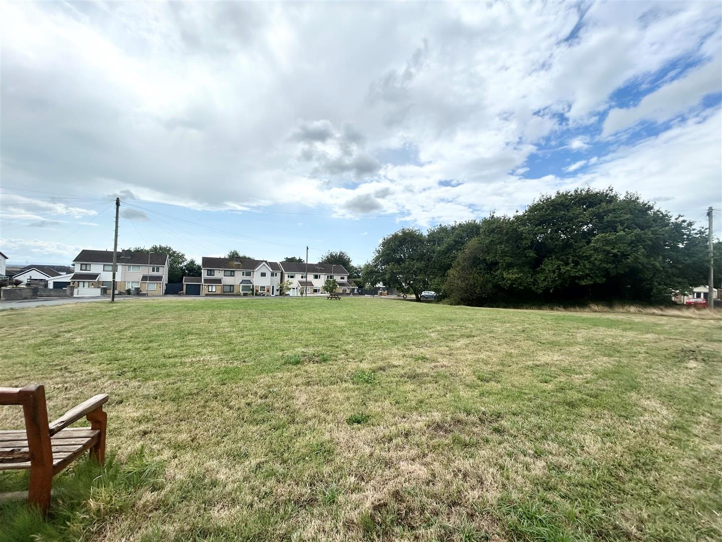 Green Meadow, Cefn Cribwr, Bridgend, CF32 0BJ